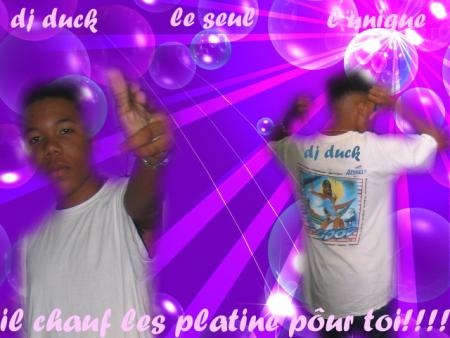 Dj duck